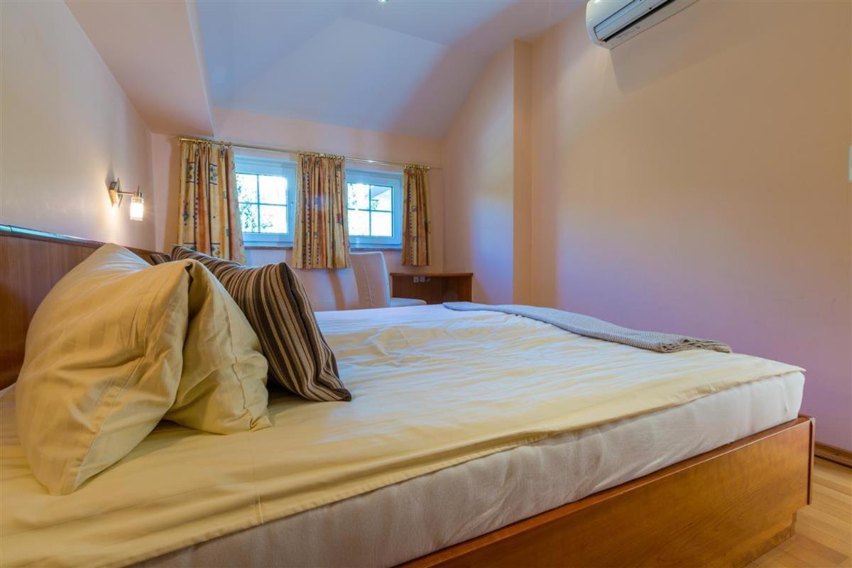 Villa Barbara Crikvenica Room photo